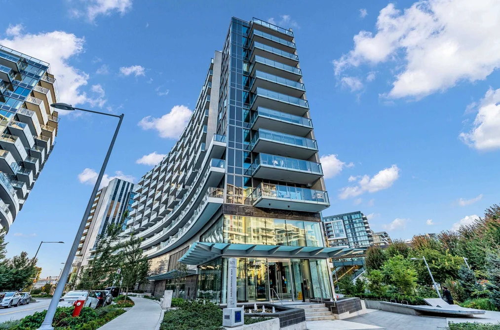 Condo for sale at 586 8671 Hazelbridge Way Richmond British Columbia - MLS: R3120454