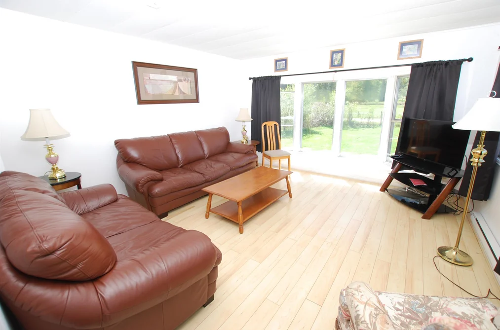 58661 DENT ROAD, Hope BC V0X 1L2, Hope BC — Residential for Sale — Photo 7 of 12