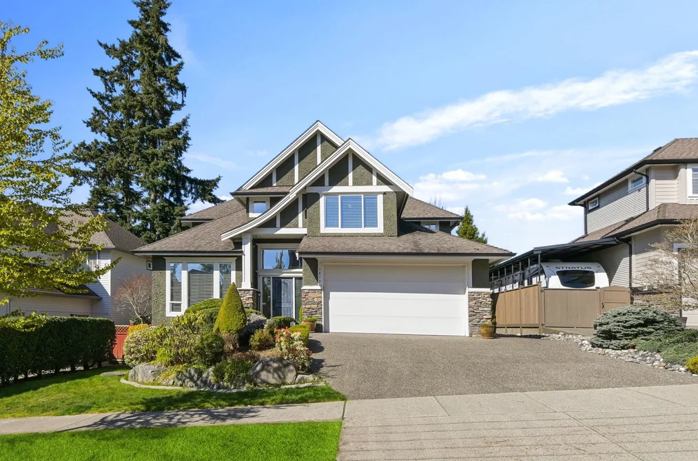 House for sale at 5879 165 Street Surrey British Columbia - MLS: R3137279