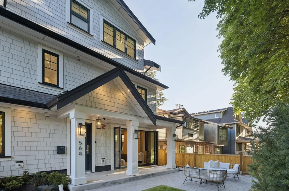 Townhouse for sale at 588 E 10th Avenue Vancouver British Columbia - MLS: R3155499