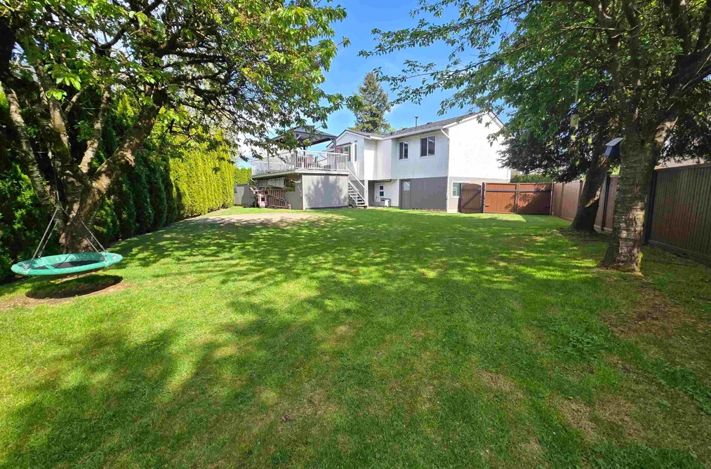 5887 184B STREET, Surrey BC V3S 5S9, Surrey BC — Residential for Sale - Photo 2