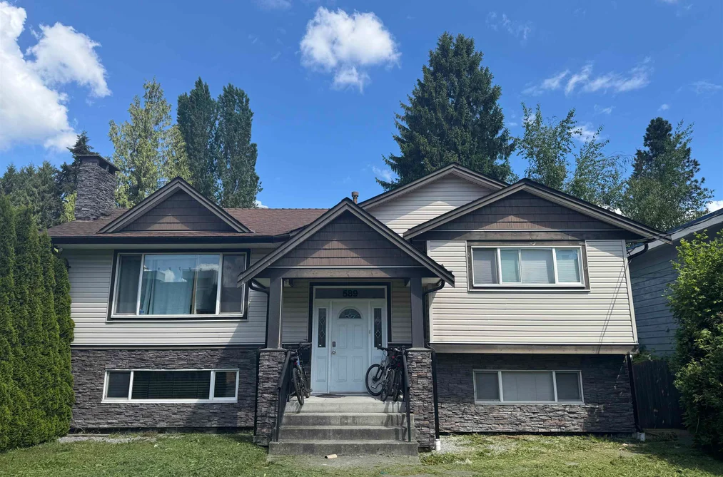 589 FOSTER AVENUE, Coquitlam BC V3J 2L6, Coquitlam BC — Residential for Sale - Photo 2