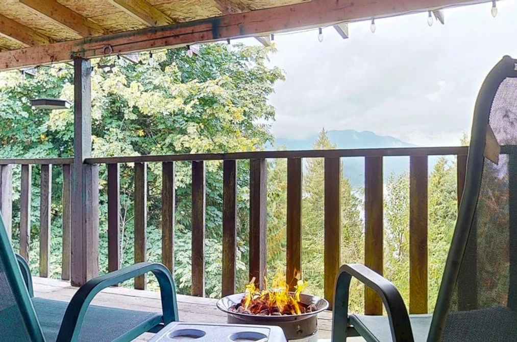 5894 SKOOKUMCHUK ROAD, Sechelt BC V7Z 0E1, Sechelt BC — Residential for Sale - Photo 4