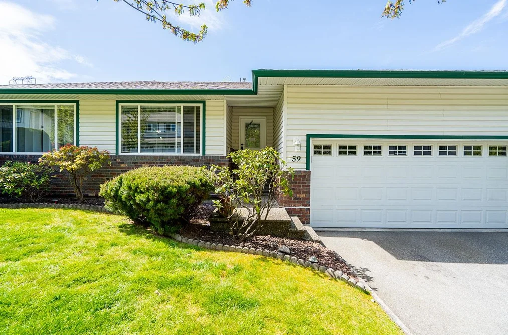 Townhouse for sale at 59 34250 Hazelwood Avenue Abbotsford British Columbia - MLS: R3116986