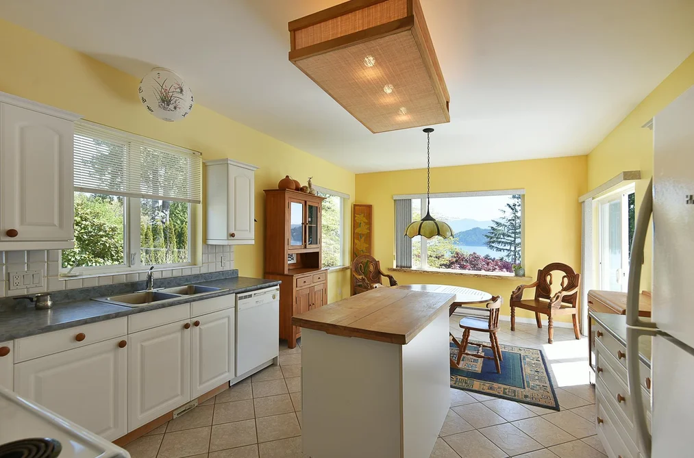 590-592 N FLETCHER ROAD, Gibsons BC V0N 1V9, Gibsons BC — Residential for Sale - Photo 6