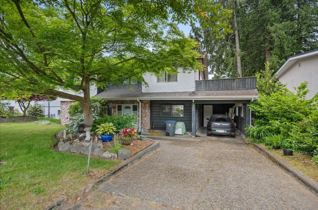 5910 135 STREET, Surrey BC V3X 1K9, Surrey BC — Residential for Sale - Photo 2