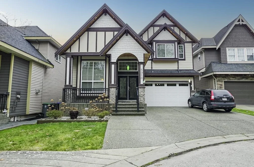 5916 139 STREET, Surrey BC V3X 0G6, Surrey BC — Residential for Sale - Photo 2