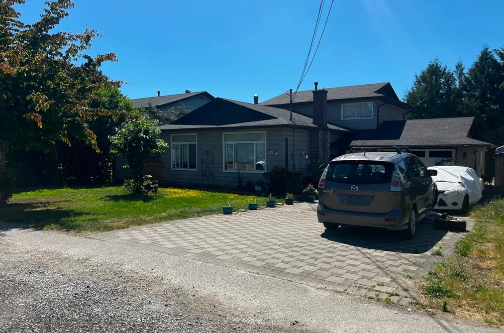 House for sale at 5919 184 Street Surrey British Columbia - MLS: R3129998
