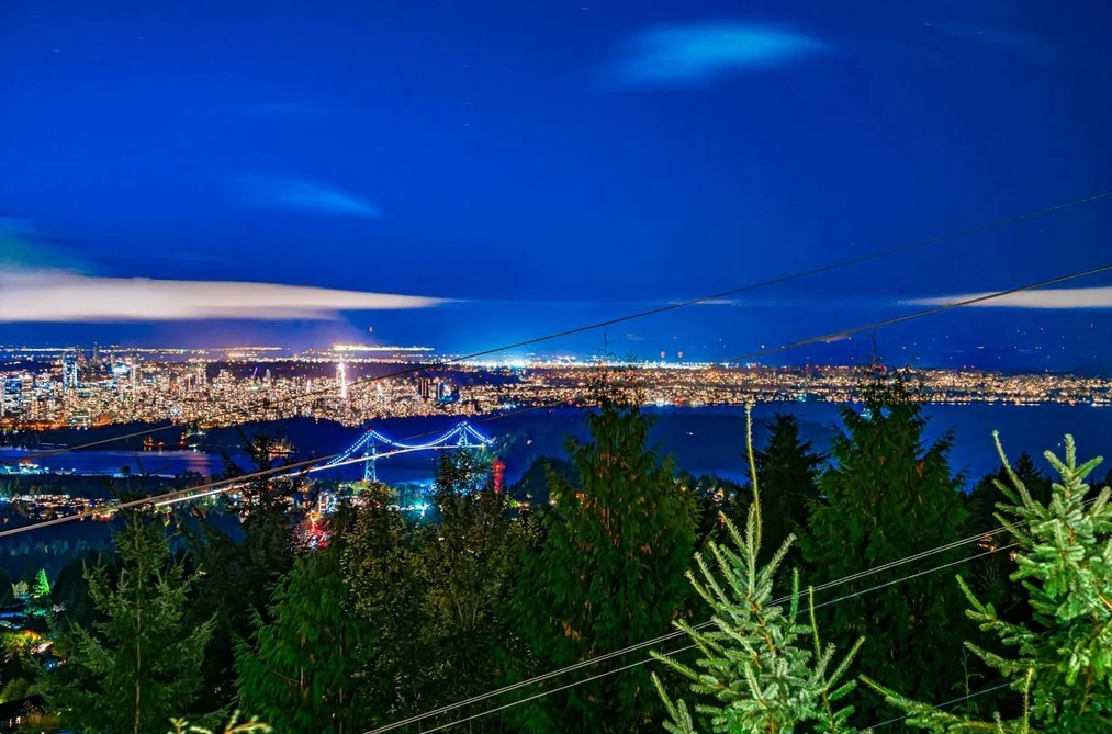592 CRAIGMOHR DRIVE, West Vancouver BC V7S 1X2, West Vancouver BC — Residential for Sale - Photo 2