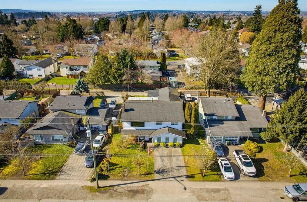 House for sale at 5927 184 Street Surrey British Columbia - MLS: R3117432