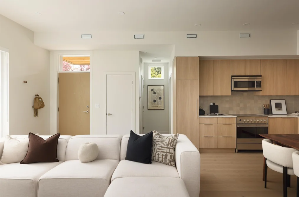 593 E 49TH AVENUE, Vancouver BC V5W 2H1, Vancouver BC — Residential for Sale - Photo 2