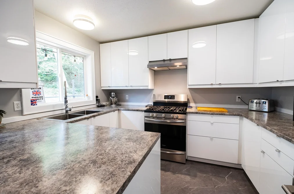 5930 SHOAL WAY, Sechelt BC V7Z 0R1, Sechelt BC — Residential for Sale - Photo 5