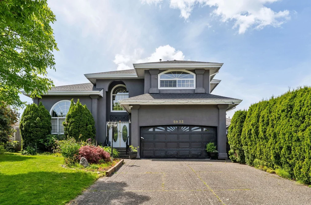 House for sale at 5933 137a Street Surrey British Columbia - MLS: R3122503