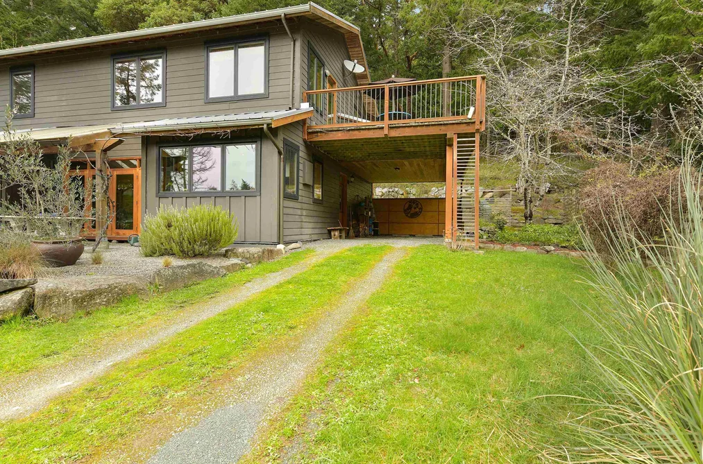 594 HORTON BAY ROAD, Mayne Island BC V0N 2J2, Mayne Island BC — Residential for Sale - Photo 3