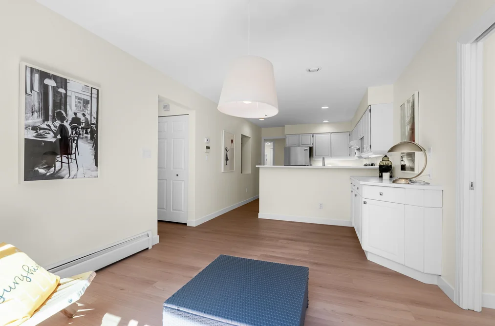 5948 NANCY GREENE WAY, North Vancouver BC V7R 4W1, North Vancouver BC — Residential for Sale - Photo 5