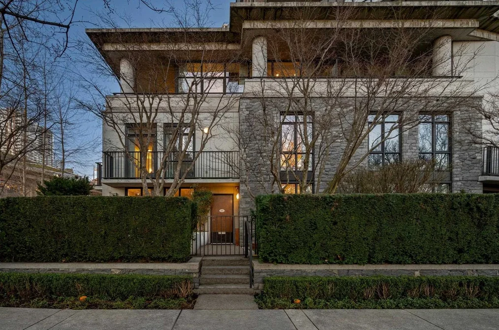 Townhouse for sale at 595 Beach Crescent Vancouver British Columbia - MLS: R3115815