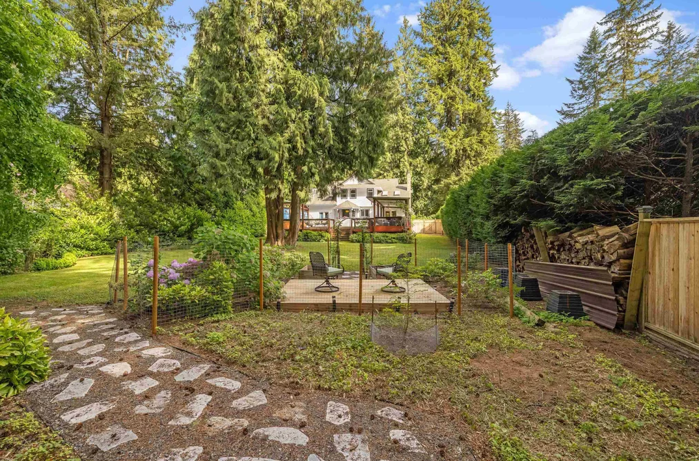 5951 237A Street, Langley, BC - House for Sale - Photo 39 of 40 5951 237A Street, Langley, BC - House for Sale - Photo 39 of 40