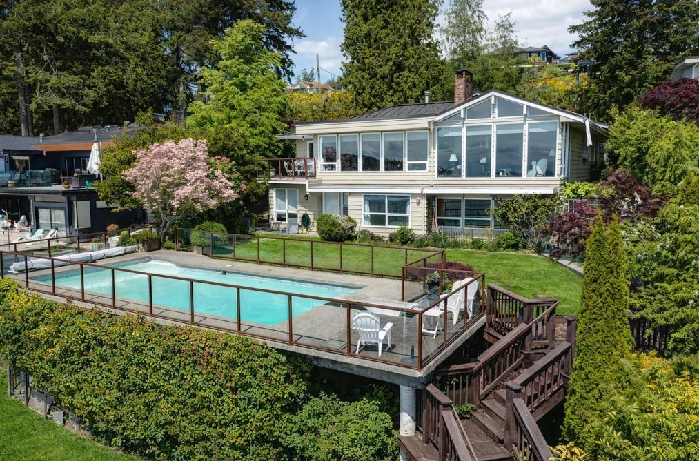 5951 SUNSHINE COAST HIGHWAY, Sechelt BC V0N 3A7, Sechelt BC — Residential for Sale - Photo 2