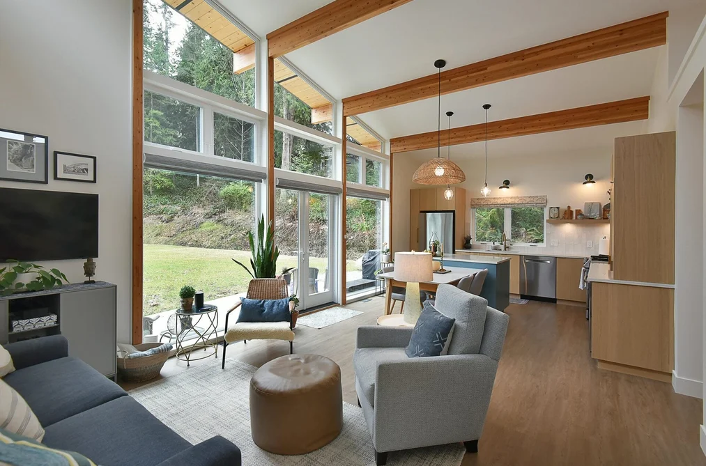 House for sale at 5961-5963 Ripple Way Sechelt British Columbia - MLS: R3084808