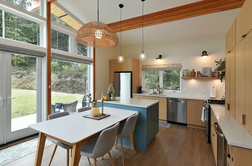 5961-5963 RIPPLE WAY, Sechelt BC V7Z 0R2, Sechelt BC — Residential for Sale - Photo 3