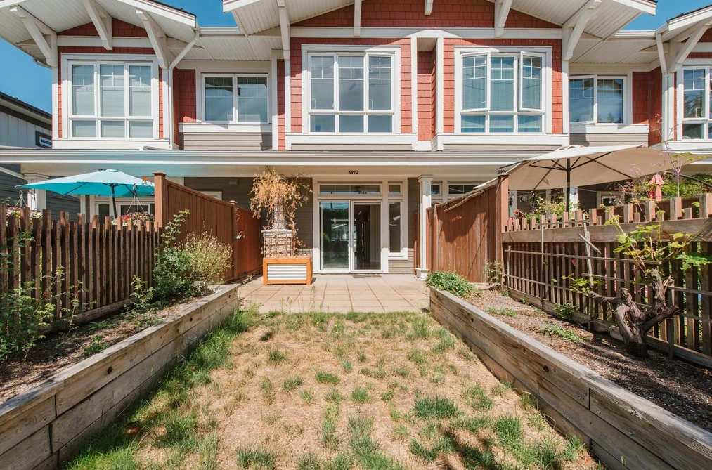 Townhouse for sale at 5972 Oldmill Lane Sechelt British Columbia - MLS: R3134580