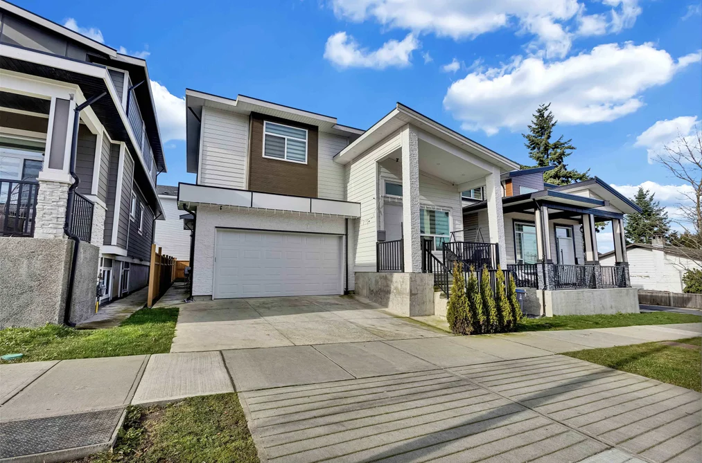 House for sale at 5973 142 Street Surrey British Columbia - MLS: R3087765
