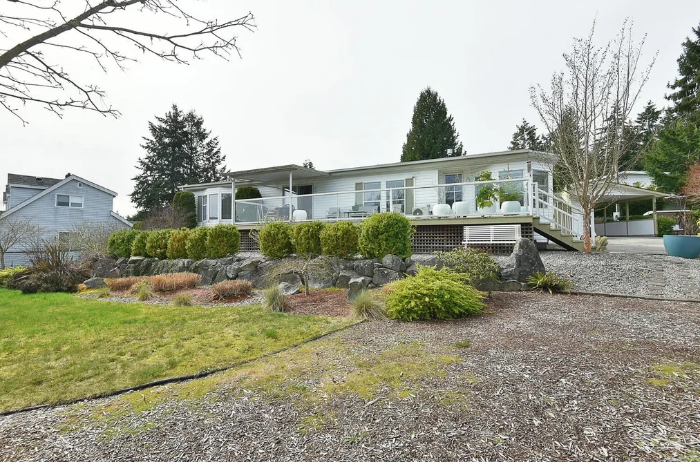 5987 HARBOUR WAY, Sechelt BC V7Z 0L6, Sechelt BC — Residential for Sale - Photo 2