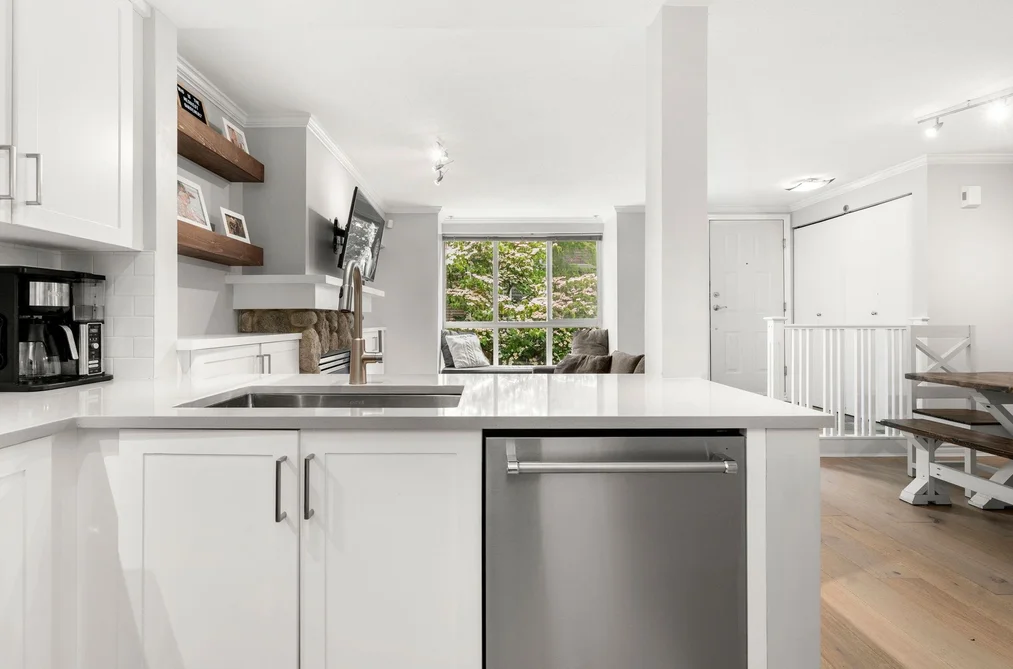 6 1073 LYNN VALLEY ROAD, North Vancouver BC V7J 1Z6, North Vancouver BC — Residential for Sale — Photo 10 of 24