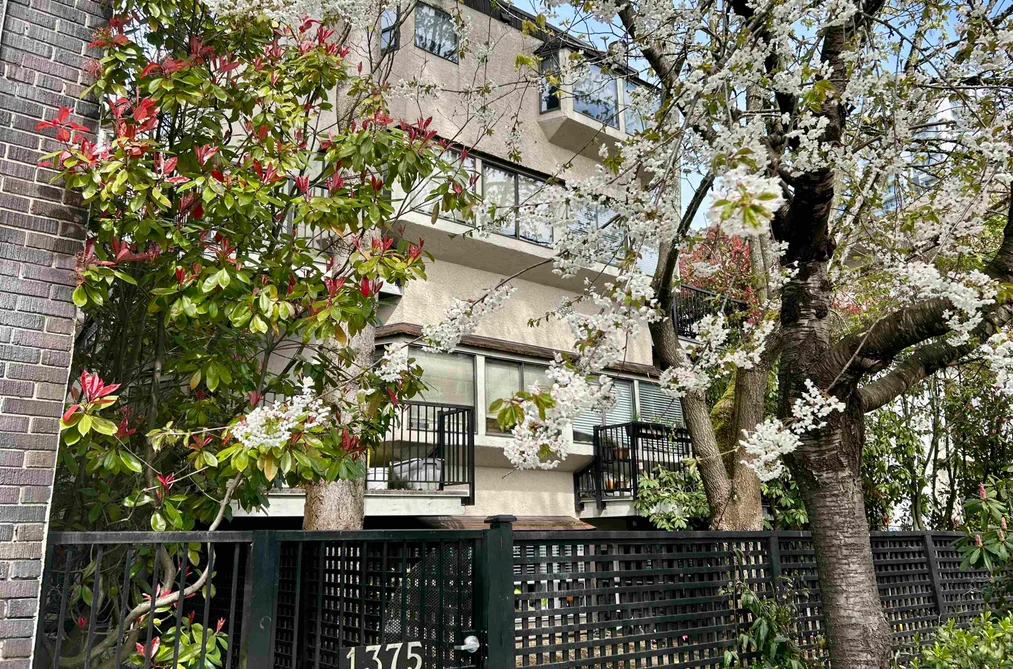 6 1375 W 10TH AVENUE, Vancouver BC V6H 1J7, Vancouver BC — Residential for Sale - Photo 2