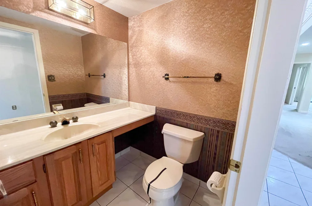 6 1725 SOUTHMERE CRESCENT, Surrey BC V4A 7A7, Surrey BC — Residential for Sale — Photo 19 of 33