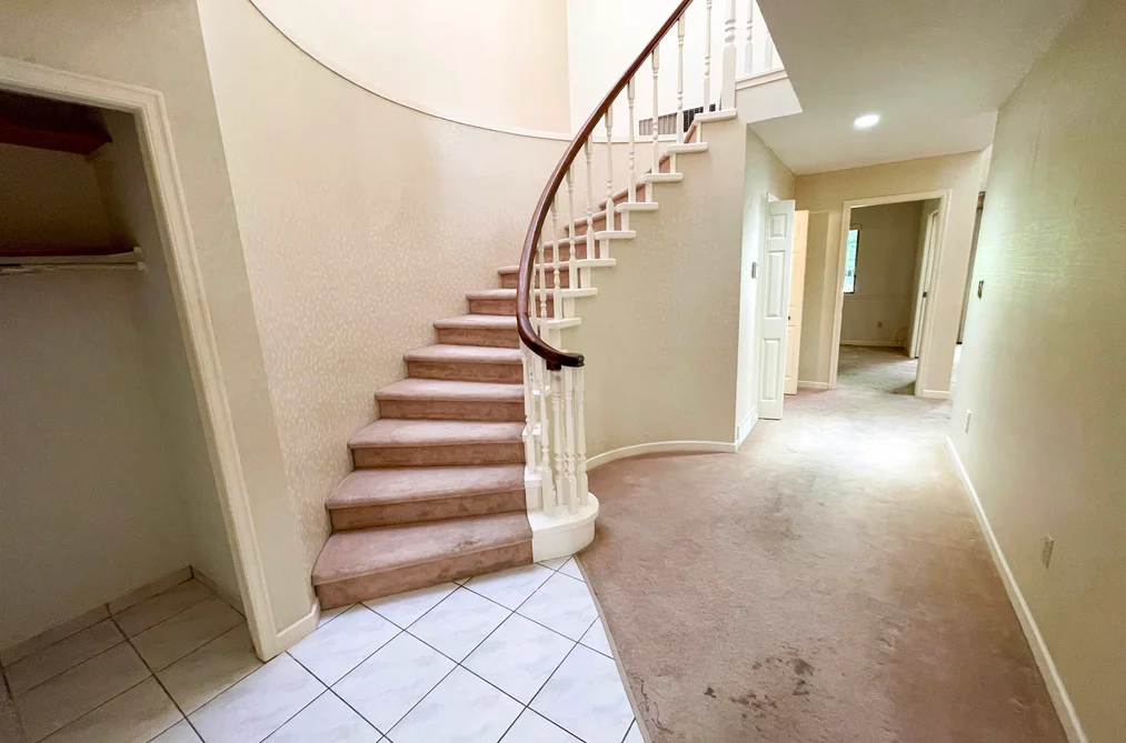 6 1725 SOUTHMERE CRESCENT, Surrey BC V4A 7A7, Surrey BC — Residential for Sale — Photo 4 of 33