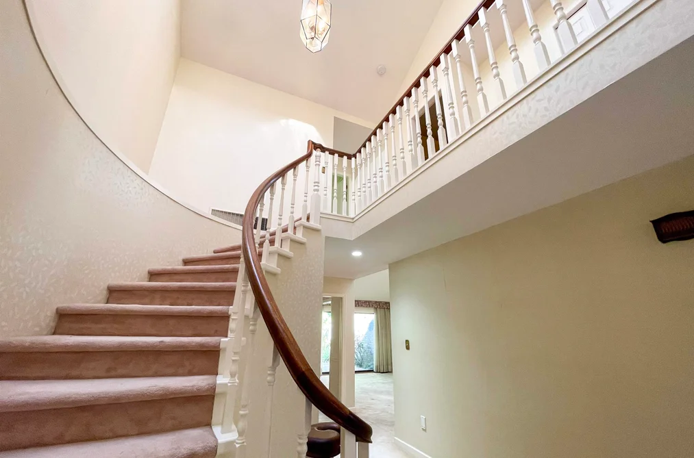 6 1725 SOUTHMERE CRESCENT, Surrey BC V4A 7A7, Surrey BC — Residential for Sale — Photo 5 of 33