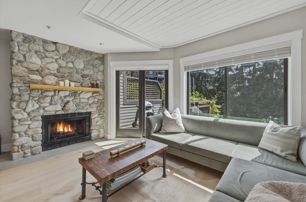 6 2014 LONDON LANE, Whistler BC V8E 0B6, Whistler BC — Residential for Sale — Photo 4 of 32