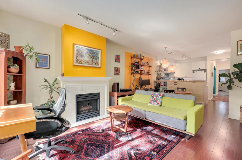 Condo for sale at 6 221 Ash Street New Westminster British Columbia - MLS: R3108271