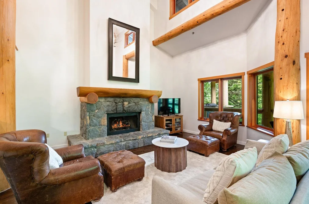 6 2240 NORDIC DRIVE, Whistler BC V8E 0P3, Whistler BC — Residential for Sale - Photo 2