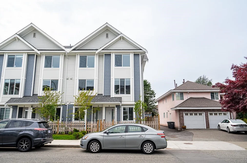 6 2525 156 STREET, Surrey BC V3P 1C7, Surrey BC — Residential for Sale - Photo 2