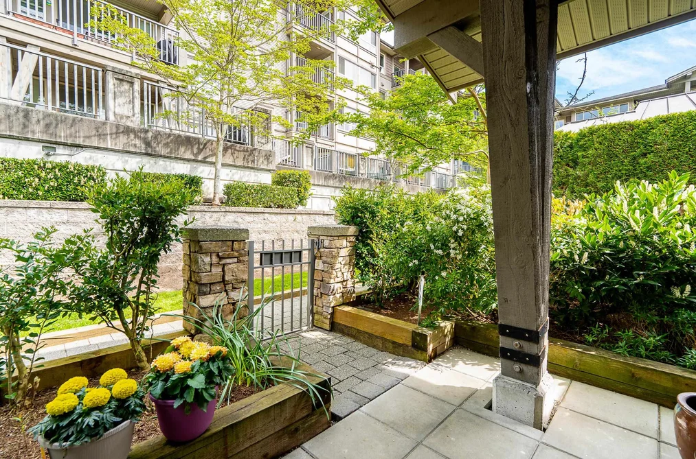 6 3138 DAYANEE SPRINGS BOULEVARD, Coquitlam BC V3E 0B6, Coquitlam BC — Residential for Sale - Photo 2