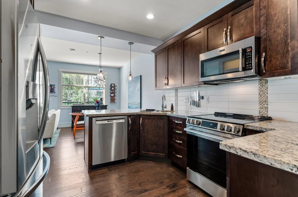 6 35298 MARSHALL ROAD, Abbotsford BC V3G 0E2, Abbotsford BC — Residential for Sale — Photo 8 of 35
