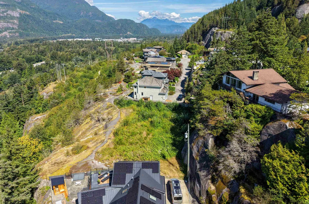 Property for sale at 38299 View Place Squamish British Columbia - MLS: R3154959