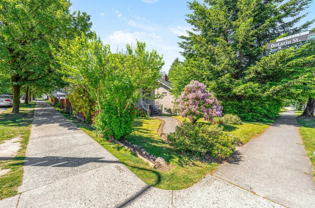 6 W KING EDWARD AVENUE, Vancouver BC V5Y 2H7, Vancouver BC — Residential for Sale - Photo 2