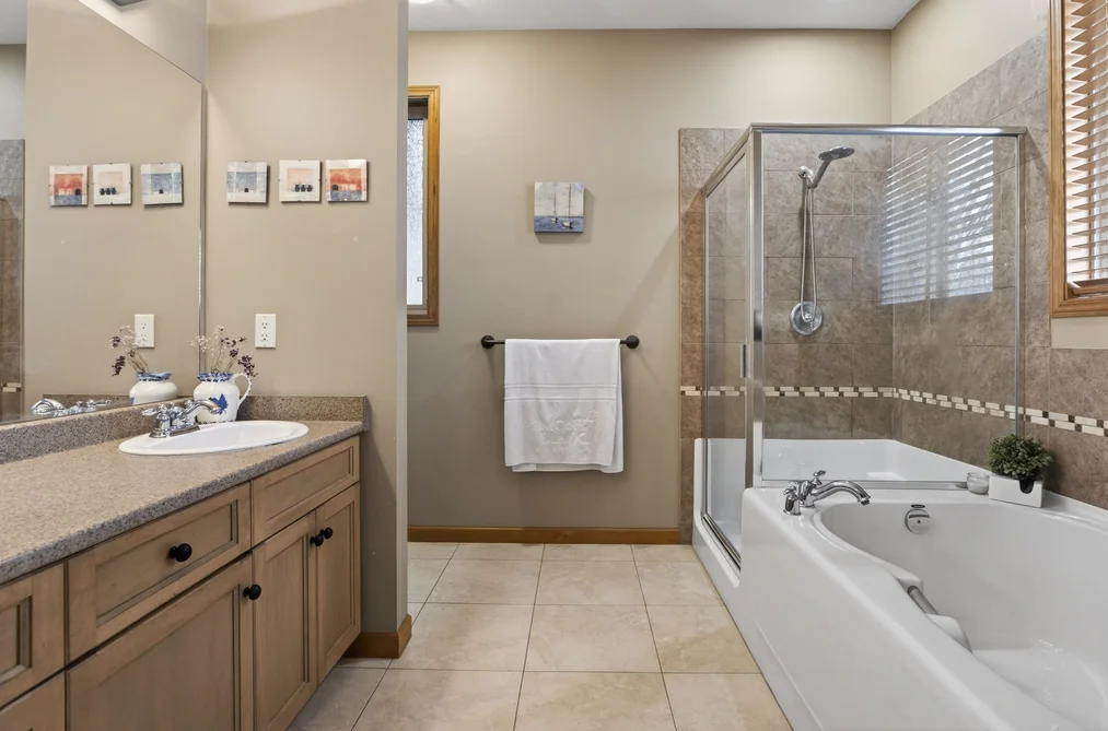 60-24185 106B Avenue, Maple Ridge, BC - Townhouse for Sale - Photo 17 of 40 60-24185 106B Avenue, Maple Ridge, BC - Townhouse for Sale - Photo 17 of 40