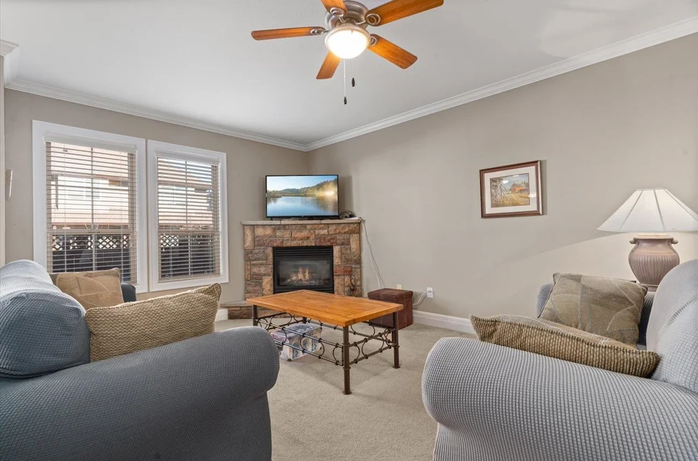 60 44523 MCLAREN DRIVE, Chilliwack BC V2R 0C2, Chilliwack BC — Residential for Sale - Photo 4