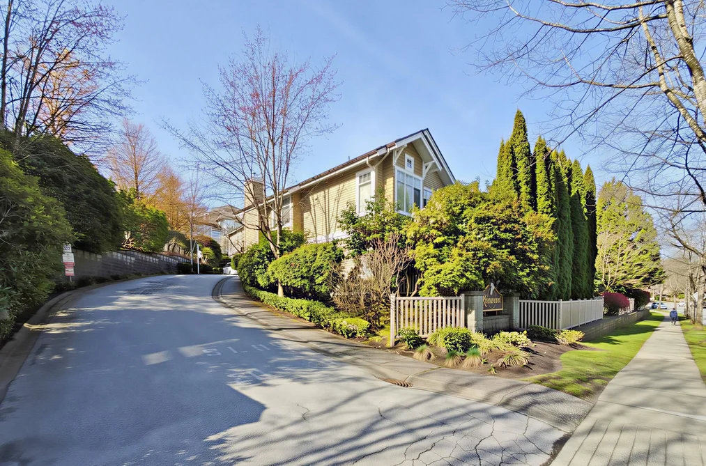 60 5200 OAKMOUNT CRESCENT, Burnaby BC V5H 4S1, Burnaby BC — Residential for Sale - Photo 2