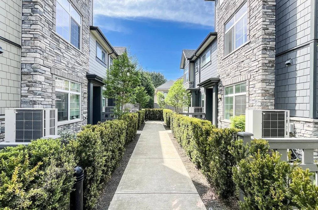 60 7191 LECHOW STREET, Richmond BC V6Y 0L1, Richmond BC — Residential for Sale - Photo 3