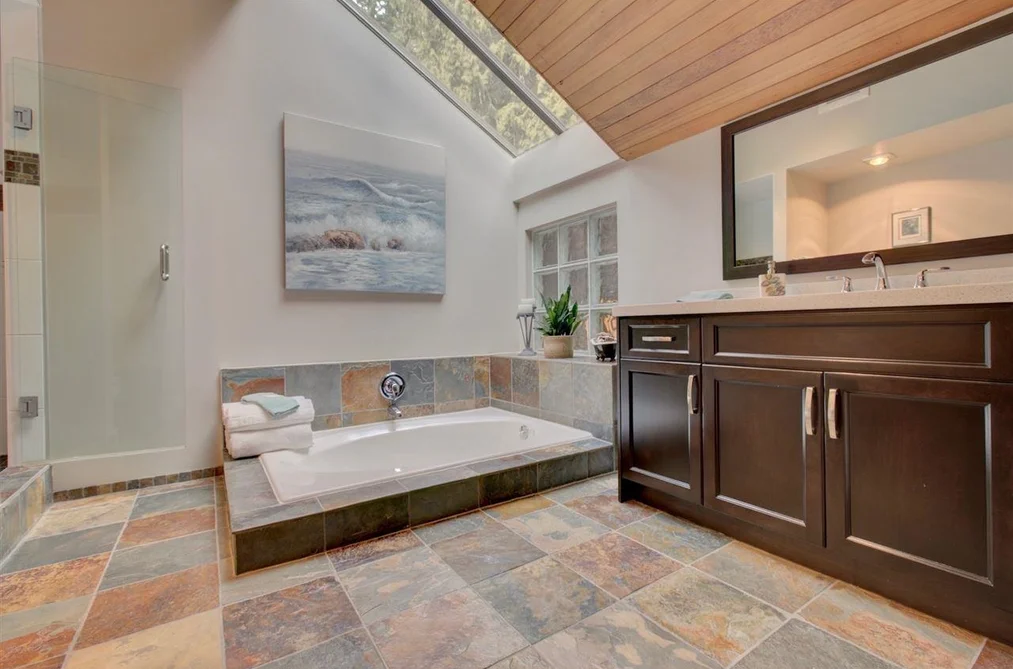 60 WALTON WAY, Port Moody, BC — Residential for Sale — Photo 17 of 20