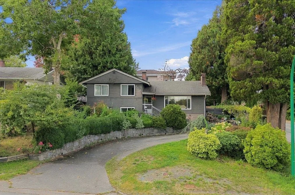House for sale at 6009 Elgin Avenue Burnaby British Columbia - MLS: R3169787