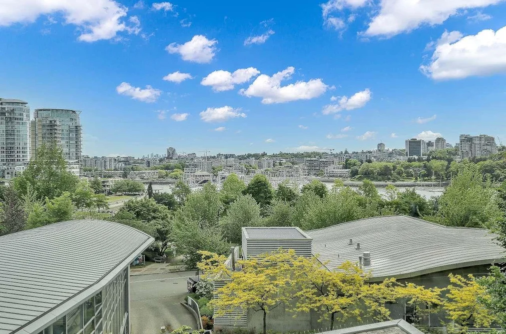 Condo for sale at 601 1408 Strathmore Mews Vancouver British Columbia - MLS: R3126570
