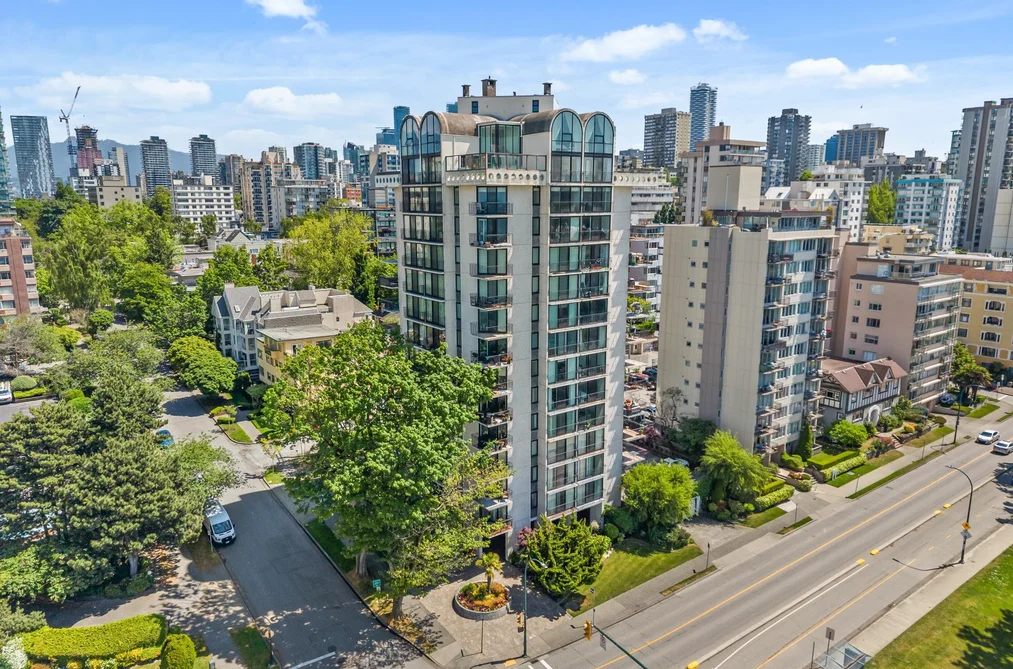 601 1575 BEACH AVENUE, Vancouver BC V6G 1Y5, Vancouver BC — Residential for Sale - Photo 2
