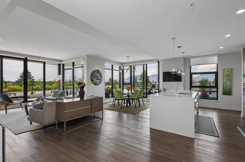 Condo for sale at 601 4427 Cambie Street Vancouver British Columbia - MLS: R3160644