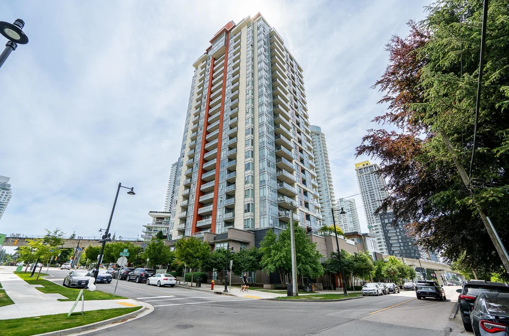 601 691 NORTH ROAD, Coquitlam BC V3J 0H9, Coquitlam BC — Residential for Sale - Photo 2